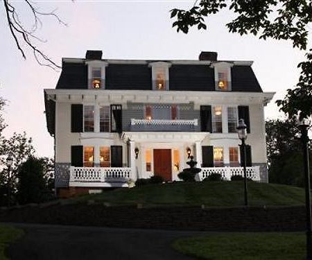 Chestnut Hill Bed & Breakfast Orange Экстерьер фото